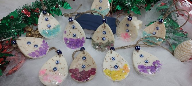 Small Wax Tablets Set of 2 (Variety of Fragrances and Decor can be customized )