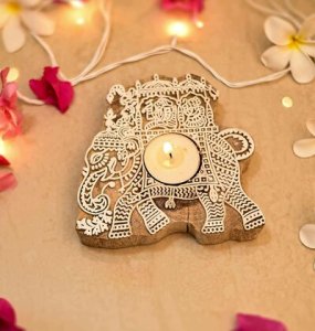 Wooden T-Lights (Set of 2 for 300 )