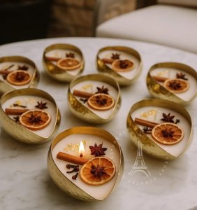 Spiced Boat Shaped Urli (450 for each)