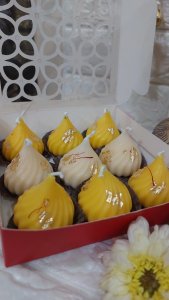 Box of 4 Modak Candles (Box of 2 ,4,6,8 and 12 available) Customized as per your needs