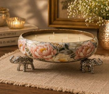 Hathi Noor candle (6.5inches)